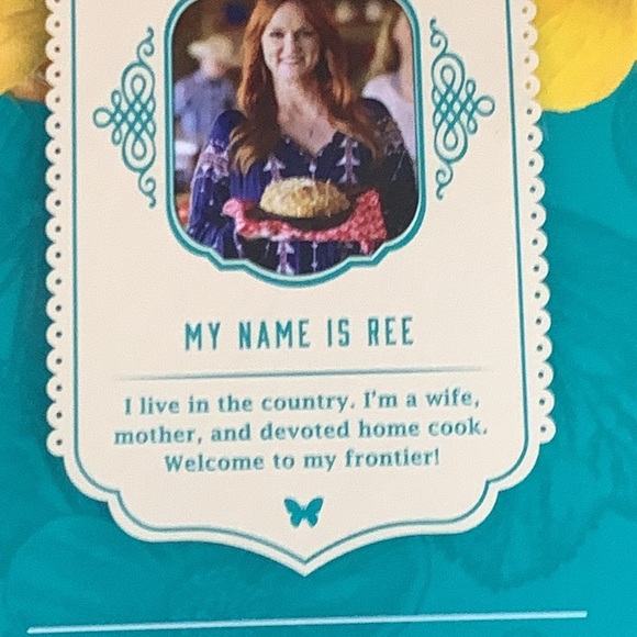 The Pioneer Woman Beaded Napkin Rings 8 piece 2 sets of 4 - Picture 10 of 13